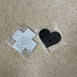 Nipple covers